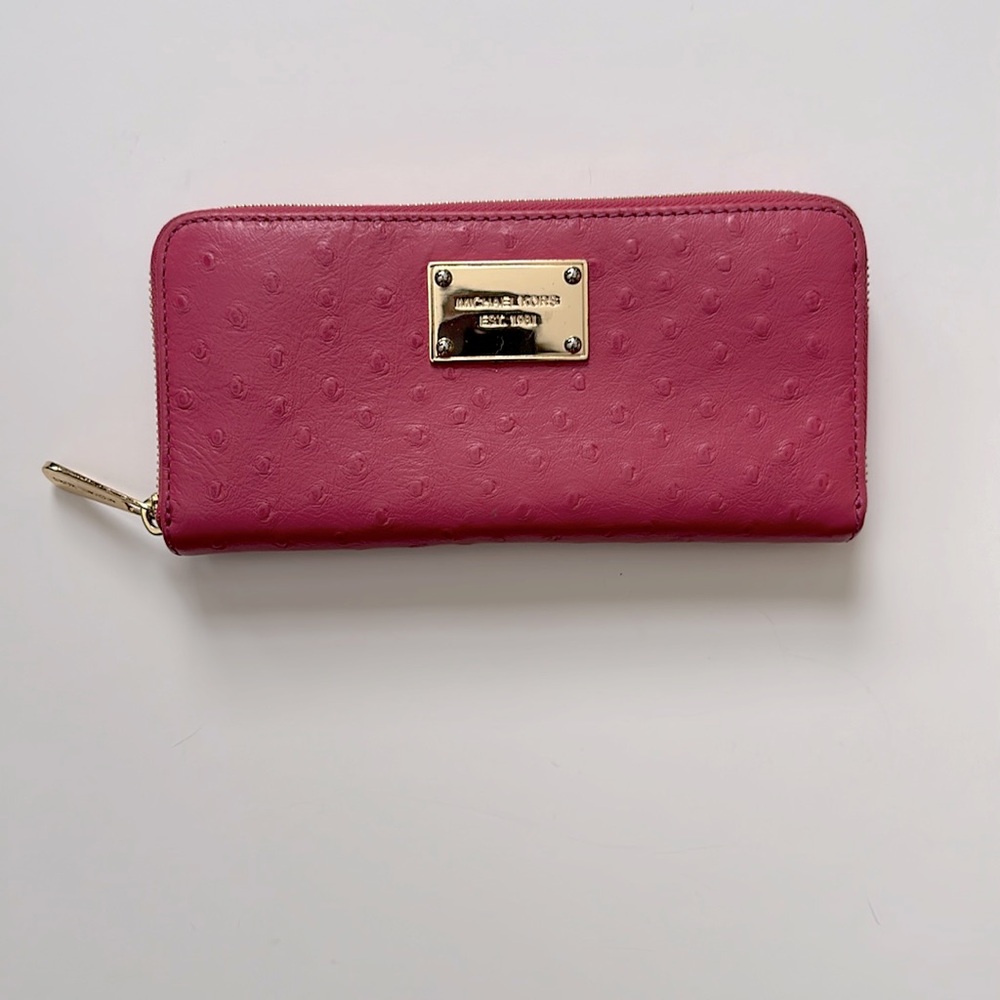 ✨Host Pick ✨ MICHAEL KORS | Pink Bedford Ostrich Long Wallet